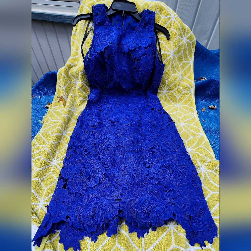 Laundry by Shelli Segal dress blue